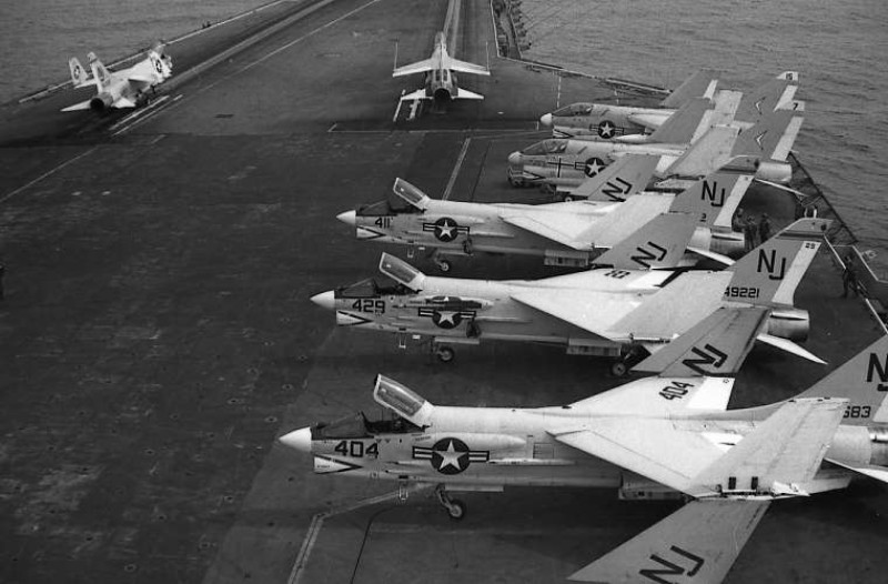 VF-124 as NJ-404 again VF-124 as NJ-404 again