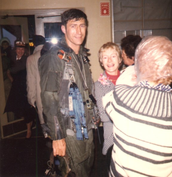 Terry having "Feet Wet" after landing in a rainstorm. Terry having "Feet Wet" after landing in a rainstorm.
